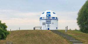 University Professor Has Redesigned The Zweibrück Observatory In Germany Into R2-D2