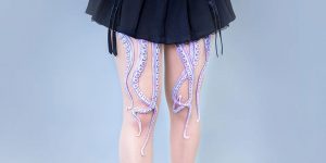 This Artist Created Tentacle Leggings And People On Etsy Just Can’t Get Enough