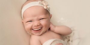 Photographer Added Teeth And Smiles On Professional Baby Photos And It’s… Creepy