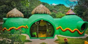 Austrian Woman Used A Mix Of Concrete And Dish-Washing Detergent To Build This Amazing Dome House In Costa Rica