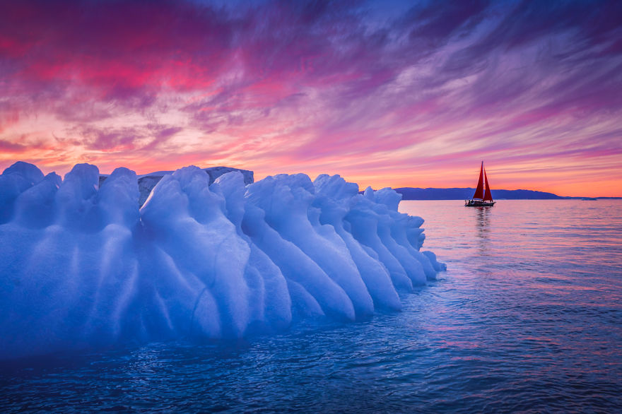 The ‘Disappearing’ Beauty Of Greenland In Photographs By Albert Dros