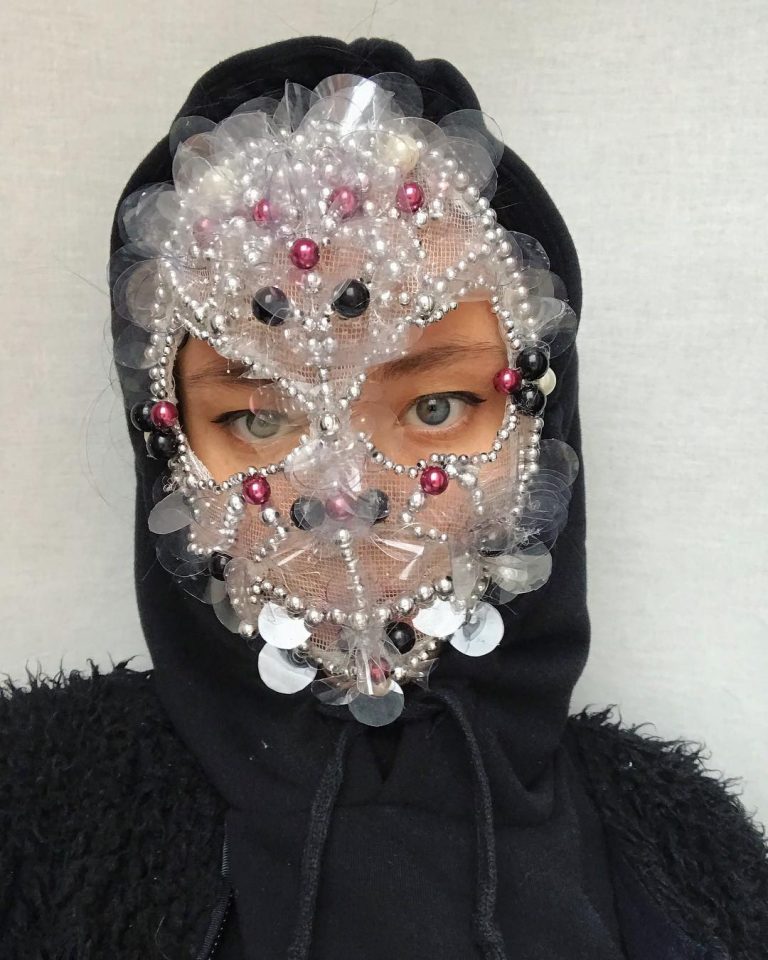Russian Artist Nastya Pilepchuk Creates Otherworldly Fashion Masks ...
