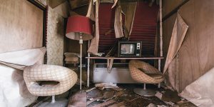Urban Explorer Visits Abandoned Japanese Love Motel Of Naughty Attractions