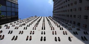 There’s A Haunting Memorial In Turkey To Commemorate 440 Women Killed By Their Own Husbands Last Year