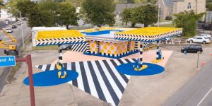 This Artist Turned An Abandoned Gas Station Into An Beautiful Landmark In Just A Week