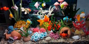 Artist Creates An Exquisitely Detailed Colorful Crocheted Aquarium
