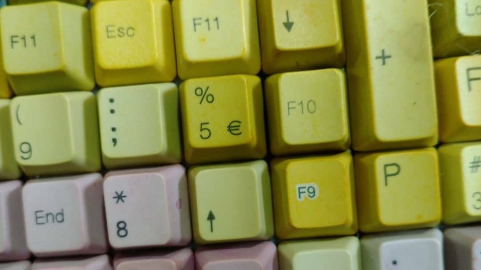 Artist Erik Jensen Turns Used Keyboards Into Famous Works of Art ...