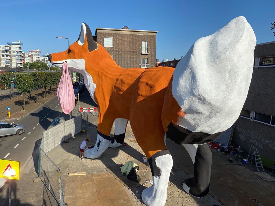 A Giant Red Fox By Artist Florentijn Hofman Towers Over Rotterdam ...