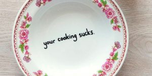 Offensive Plates To Insult Your Guests With Class