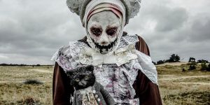 Beautiful Bizarre: Weird and Wonderful Post-Mortem Fairy Tales by Mothmeister