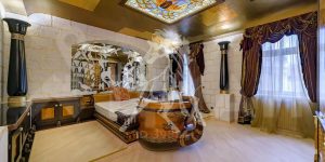 Russian Pharaoh Puts His Apartment to Sale