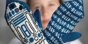 Star Wars: Knitting the Galaxy: The Official Star Wars Knitting Pattern Book