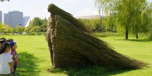 The Superb 'Stillness in Motion' Sculpture by Olga Ziemska