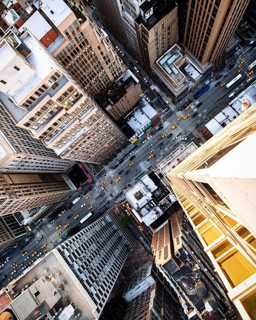 Stunning Aerial Photographs Find The “Hidden City” Inside New York City ...