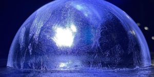 British Twitter Channel Published Spectacular Pictures of Frozen Soap Bubbles