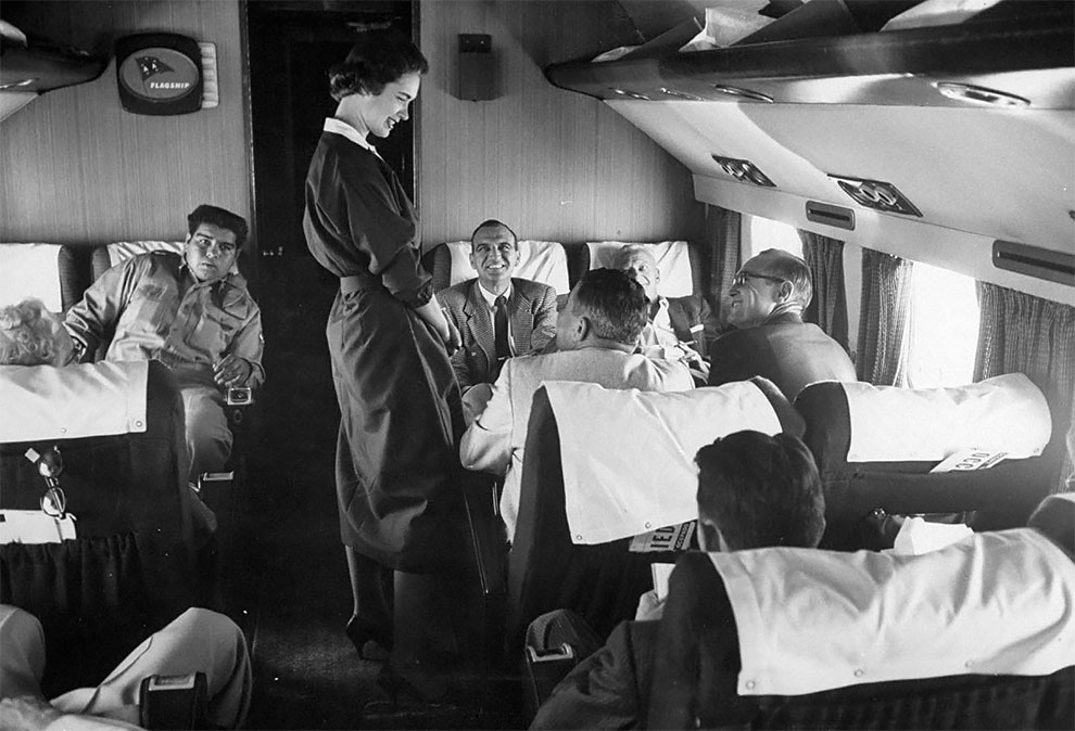 Flight attendants for Pacific Southwest Airlines showing off their undies  (early 1970s) : r/OldSchoolCool