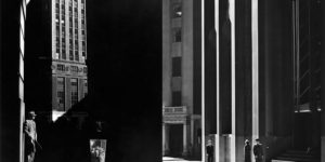 Incredible Black and White Photos Capture Street Scenes of NYC in the 1950s