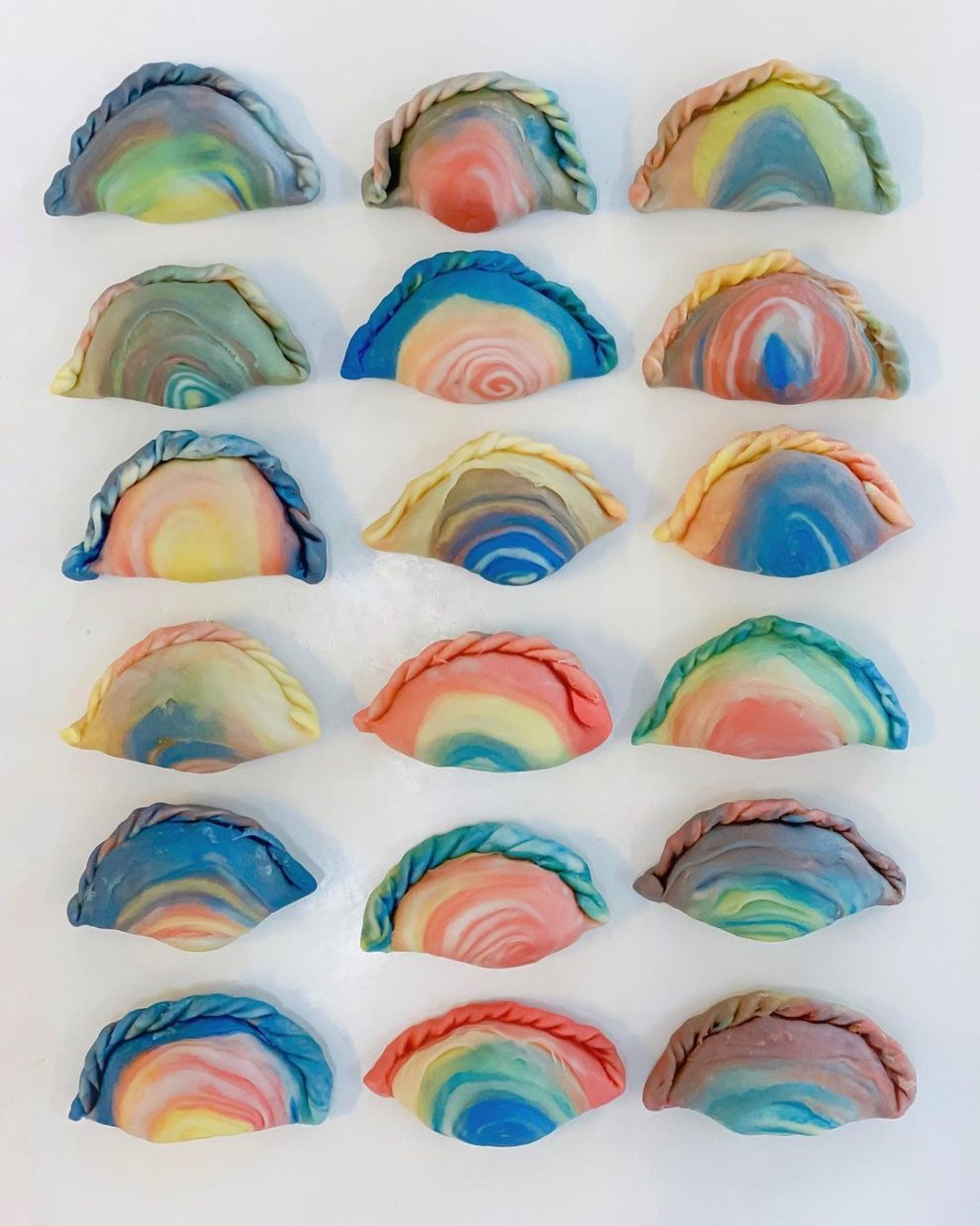 Sweet Bakery in Pastel Colors » Design You Trust — Design Daily Since 2007