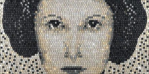 Artist and Gulf Veteran Creates Portraits of Famous Faces Using Thousands of Old Keyboard Pieces