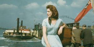Beautiful Vintage Color Photos of Holidaymakers at Southend-on-Sea in 1953