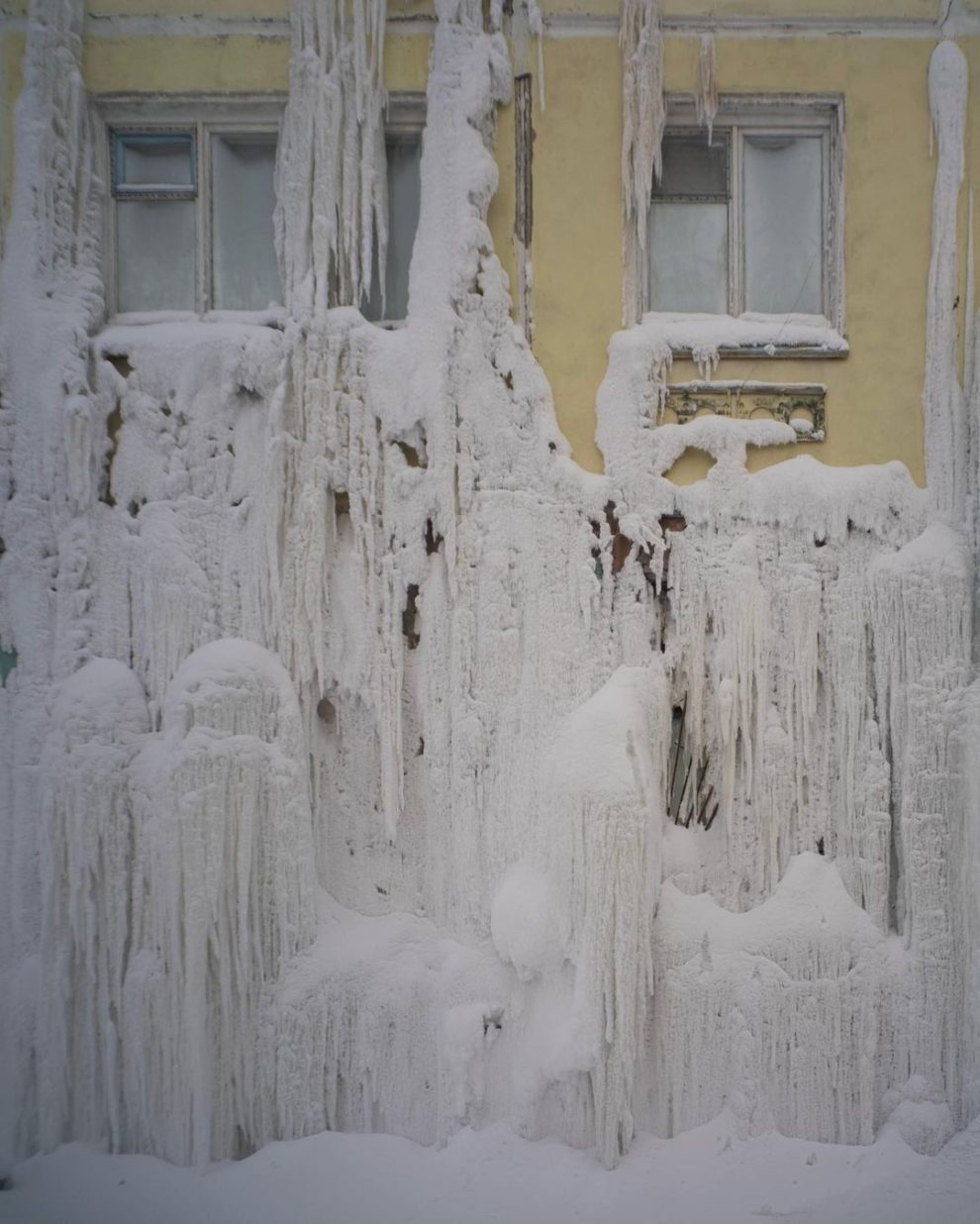 “Frozen Apartments of Vorkuta”: Incredible Photos from The Heart of The ...