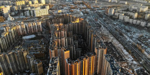 35 Entrances, 3708 Apartments: Welcome to the Russian Kowloon Walled City!