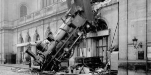 Amazing Rare Photographs of the Montparnasse Train Wreck in 1895