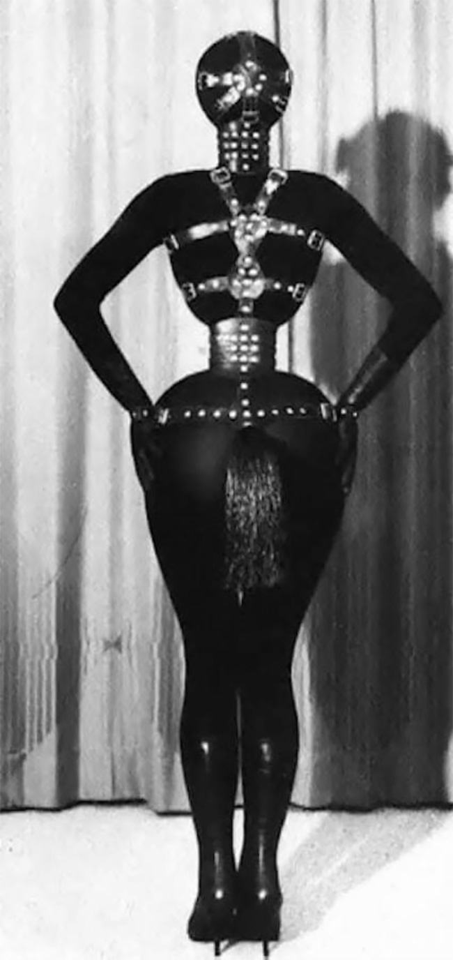 This is Cora Korsett, a German BDSM Dominatrix and a body