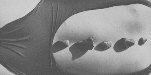 Photographer Reveals the Beauty of Female Body in Minimalistic Monochrome Photographs
