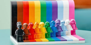 Everyone is Awesome: Lego Launch First-Ever LGBTQ-Themed Set