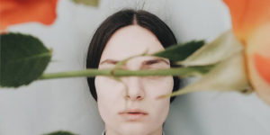 Georgian Photographer Makes “Autoportrait” Series To Convey Her Feelings Towards Art
