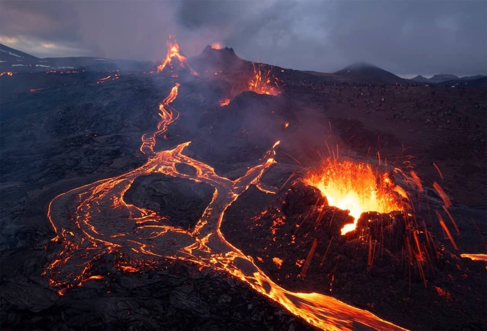 Photographer Spent Two Weeks In Iceland To Shoot The Recent ...