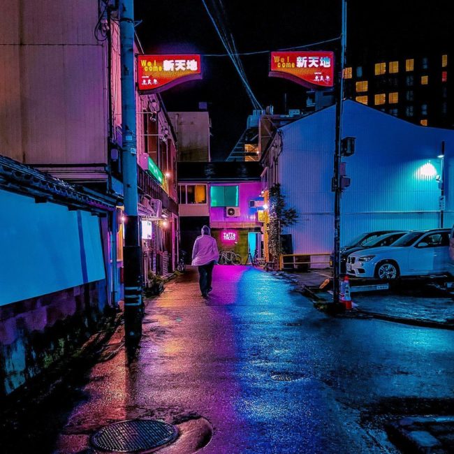 Photographer Captures Japanese City in Gloomy Lights of Dark Neon ...