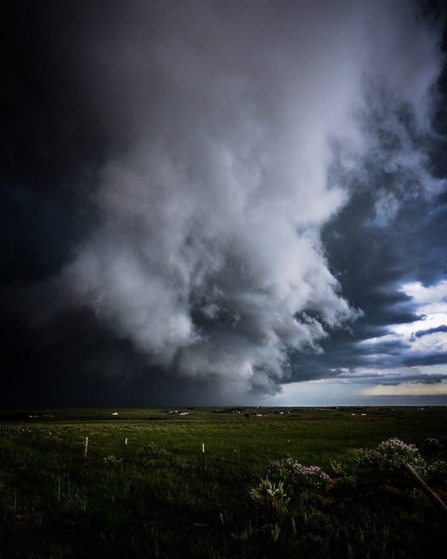 “Into the Storm…”: Daredevil Photographer Captures Incredible Storm ...