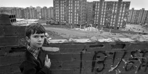 Beautiful Black & White Photographs of Children Playing in Barcelona in the 1970s