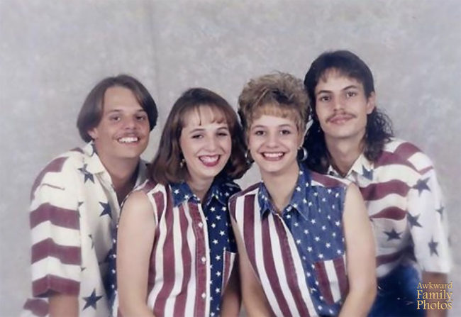 Red, White, Blue and Awkward: 20 Hilarious 4th of July Family Photos ...