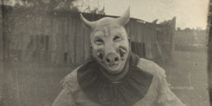 Dark Carnival: Photographer Makes a Shots of Vintage Creepy Clowns In a Cornfield