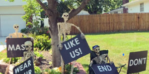 Brilliant Halloween Decorations That Are Both Funny And Frightening