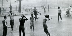 Fascinating Black and White Pictures of New York Street Life in the Late 1960s