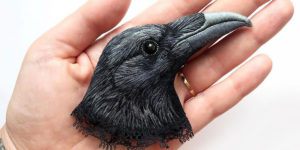 Polish Artist Paulina Bartnik Creates Realistic Looking Embroidered Brooches Of Birds