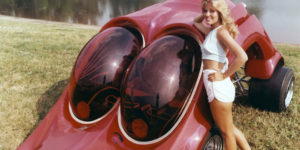 The RoAcH CoAcH: How the Designer Imagined the Cars of The Future from The 1970s
