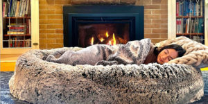 Plufl – The World’s First Dog Bed For Humans