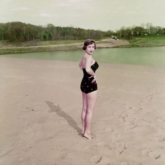 1950s-swimsuits-30