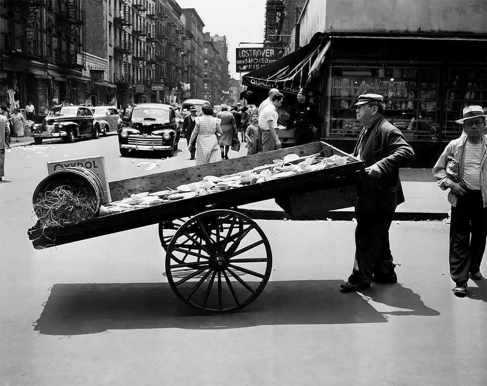 Amazing archival photos show New York City in the 1940s and '50s