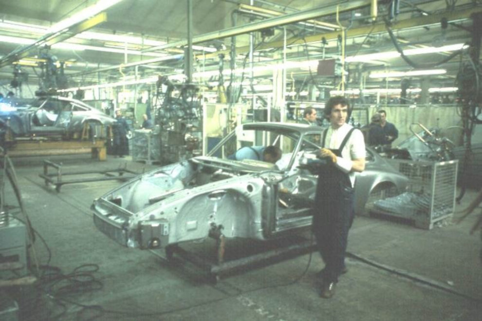 1970s-porsche-factory-10