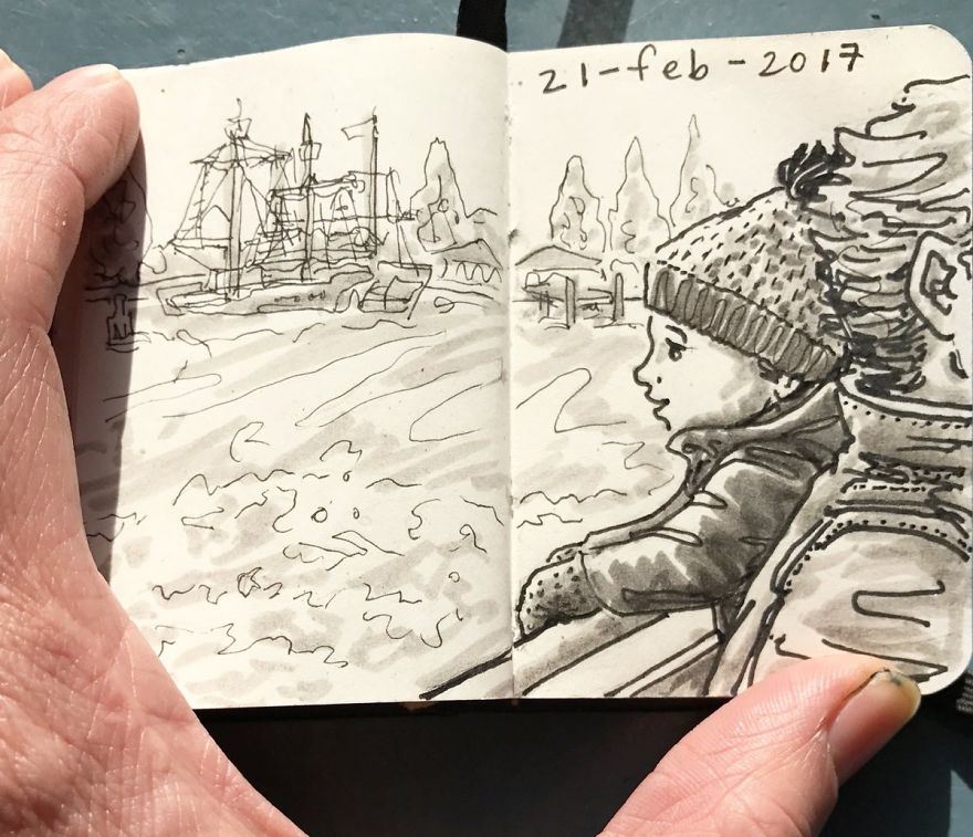 I-Drew-Other-Passengers-on-the-NDSM-Ferry-in-Amsterdam-and-Made-the-Sketchbook-into-a-Movie-5afc1b357c656__880