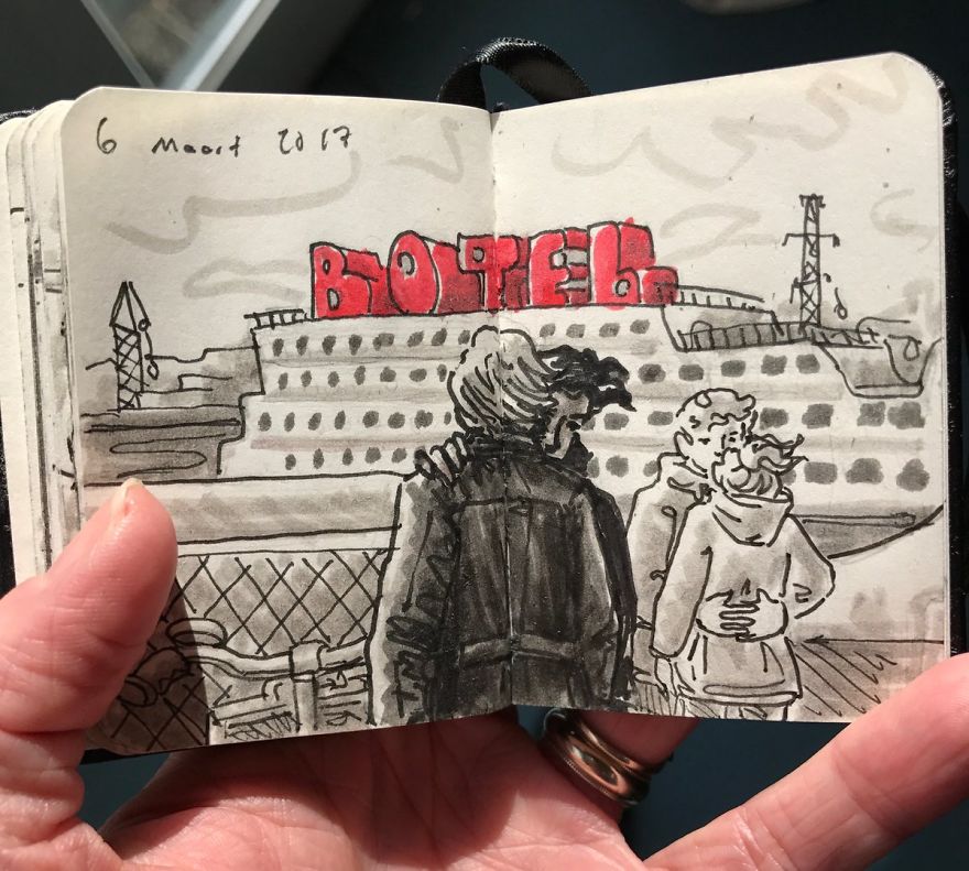 I-Drew-Other-Passengers-on-the-NDSM-Ferry-in-Amsterdam-and-Made-the-Sketchbook-into-a-Movie-5afc1b38f278a__880