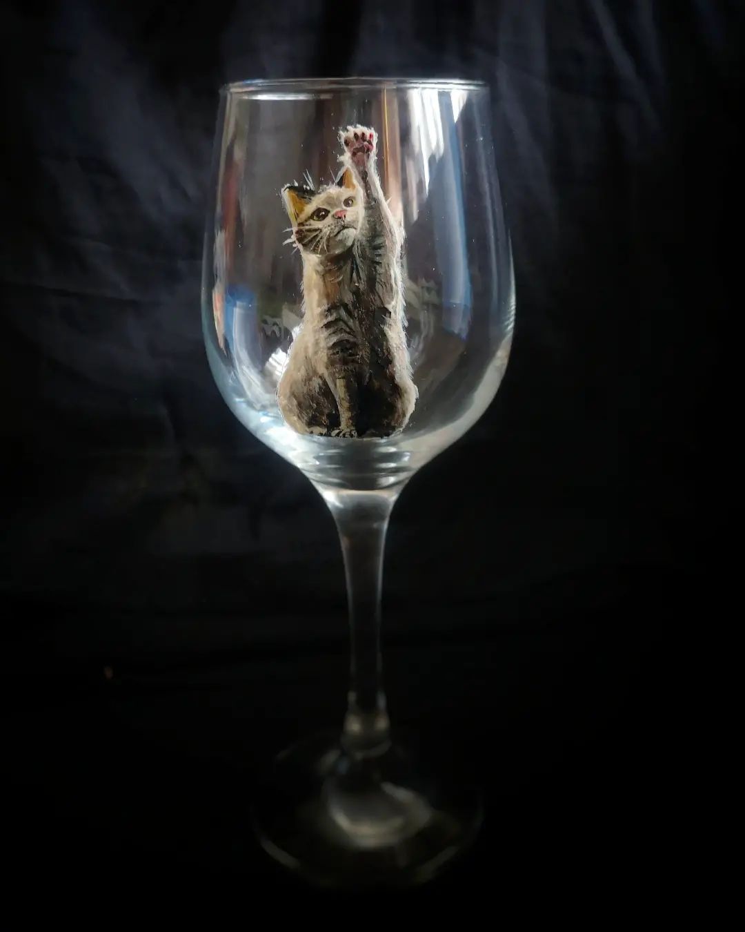 Romanian Artist Makes Detailed Paintings On Glass, And Here Are So Tiny ...