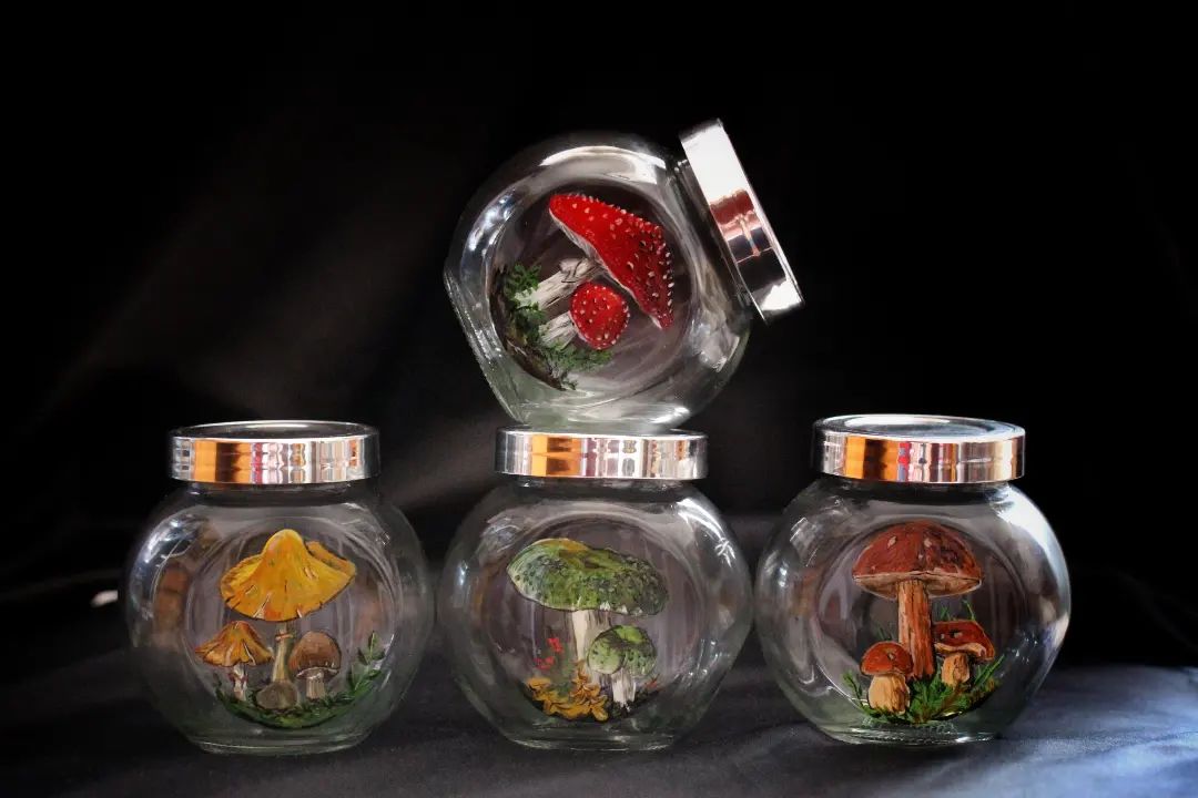 Romanian Artist Makes Detailed Paintings On Glass, And Here Are So Tiny ...