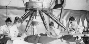 Terrifying Pictures Showing Bizarre Medical Treatments From the 1900s to 1960s